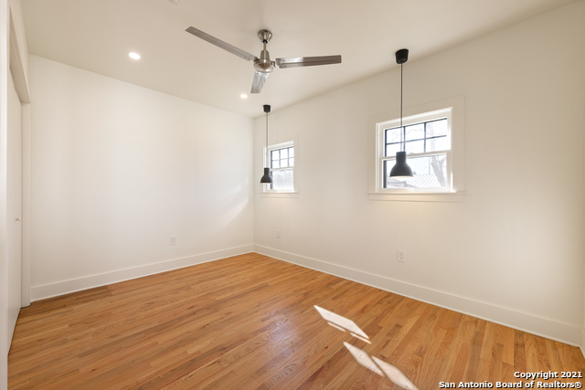 Image 8 of 11 For 911 Mesquite