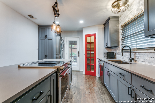 Image 11 of 21 For 326 Simon