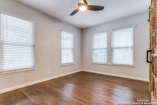 Image 15 of 21 For 326 Simon