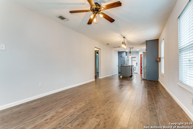 Image 5 of 21 For 326 Simon