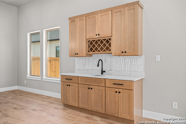 Image 18 of 46 For 1164 Winding Creek Trl