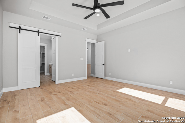 Image 21 of 46 For 1164 Winding Creek Trl