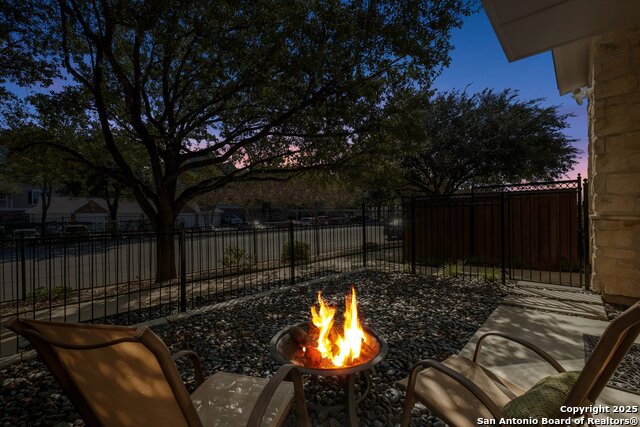 Image 4 of 32 For 4169 Texas Elm 4169