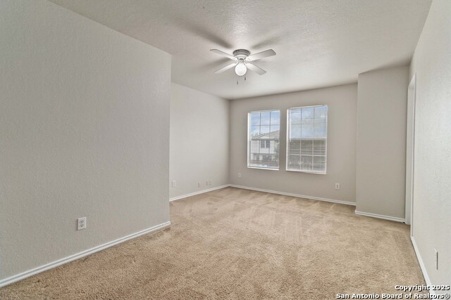 Image 17 of 30 For 4614 Stallion Cove