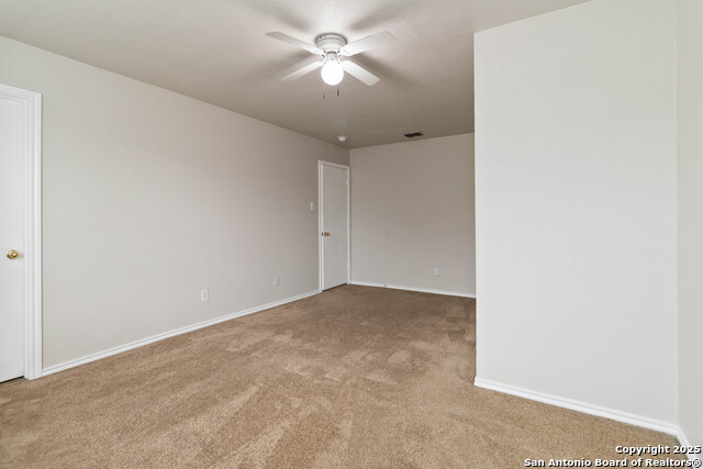 Image 18 of 30 For 4614 Stallion Cove