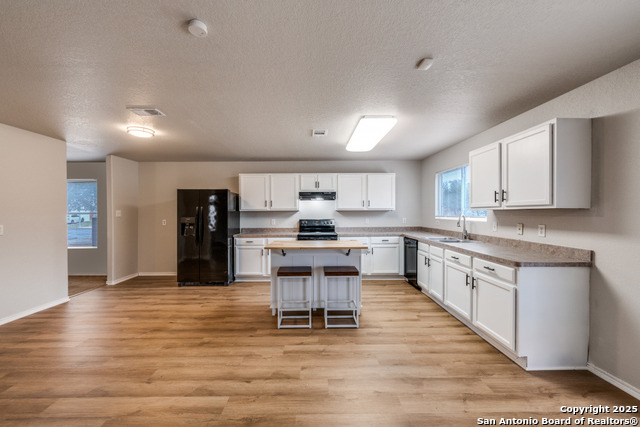 Image 4 of 30 For 4614 Stallion Cove