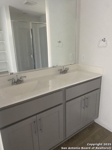 Image 20 of 23 For 128 Flora Vista