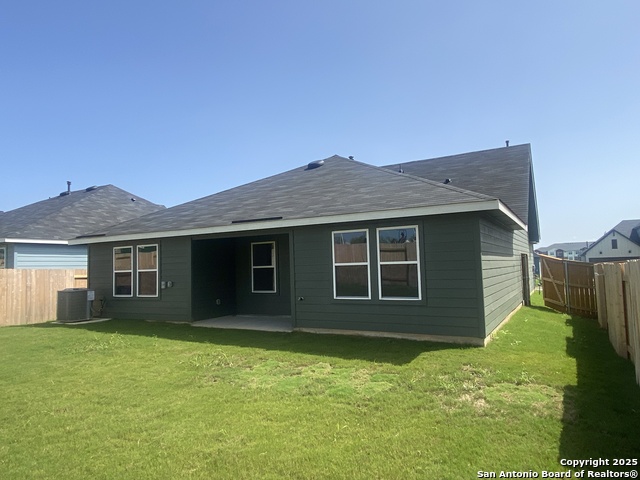 Image 23 of 23 For 128 Flora Vista