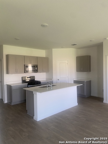 Image 8 of 23 For 128 Flora Vista