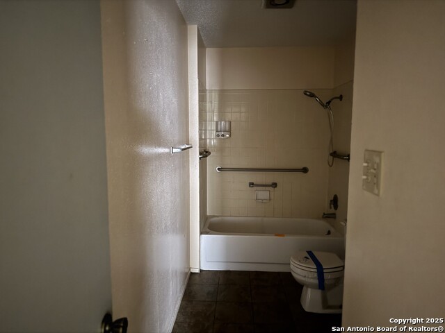 Image 13 of 13 For 1218 Tinson  