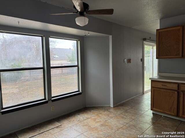 Image 8 of 13 For 1218 Tinson  