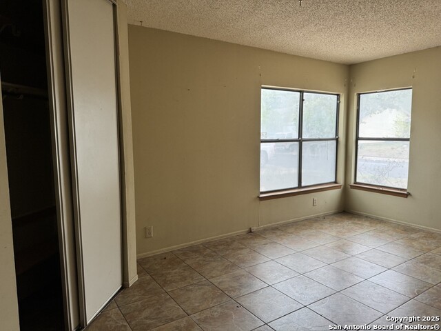 Image 9 of 13 For 1218 Tinson  