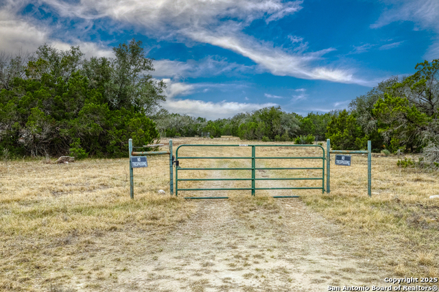 Listing photo id 20 for Address Not Provided