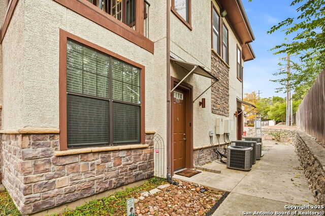 Details for 7342 Oak Manor  #6202, San Antonio, TX 78229