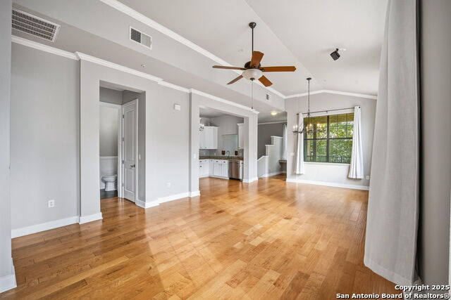 Image 10 of 47 For 7342 Oak Manor  #6202