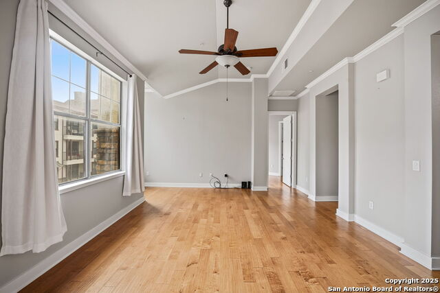 Image 7 of 47 For 7342 Oak Manor  #6202