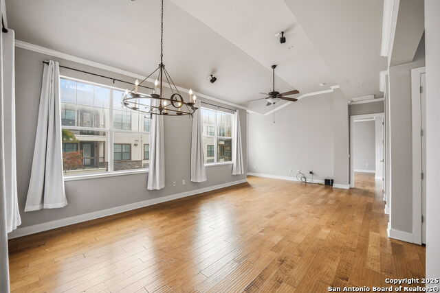 Image 9 of 47 For 7342 Oak Manor  #6202