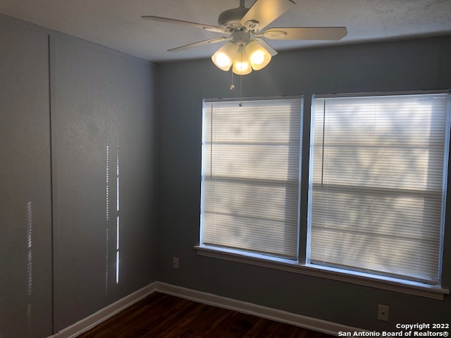 Image 6 of 15 For 219 Radiance Ave