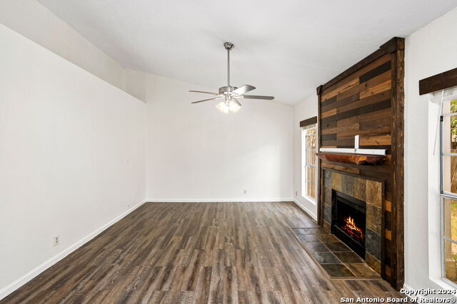 Image 5 of 14 For 9110 Chinon  