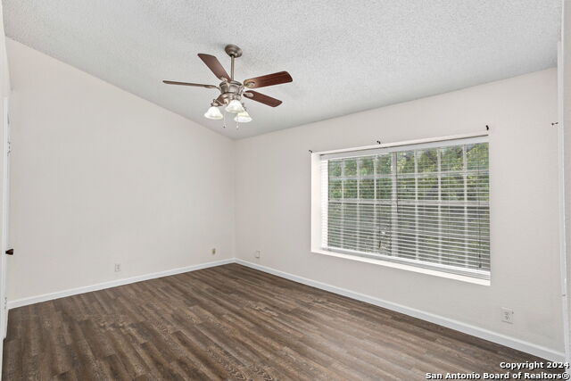 Image 8 of 14 For 9110 Chinon  