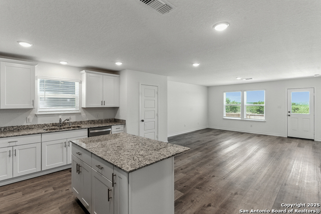 Listing photo id 2 for 1351 Vallarta Centro