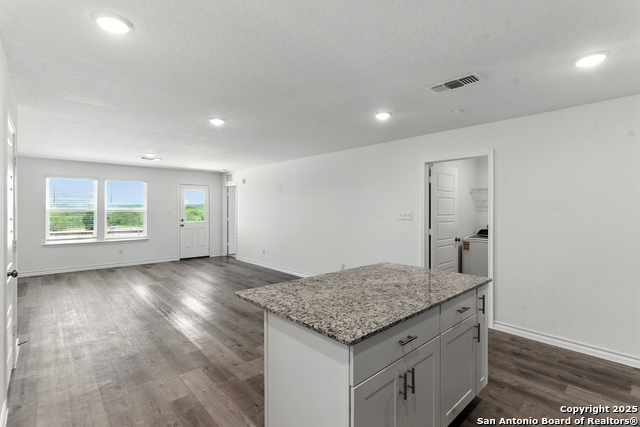 Listing photo id 5 for 1351 Vallarta Centro