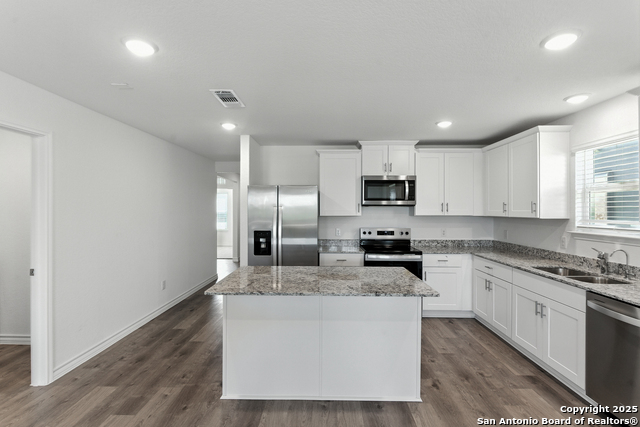 Listing photo id 7 for 1351 Vallarta Centro