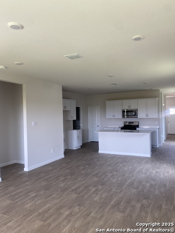 Image 4 of 16 For 244 New Albany Lane