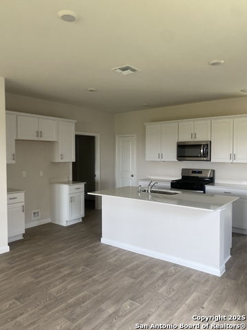 Image 5 of 16 For 244 New Albany Lane