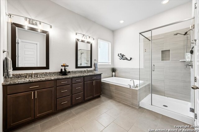 Image 24 of 61 For 273 Toucan Dr