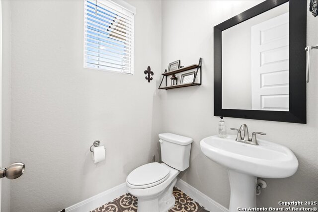 Image 31 of 61 For 273 Toucan Dr