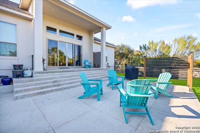 Image 41 of 61 For 273 Toucan Dr