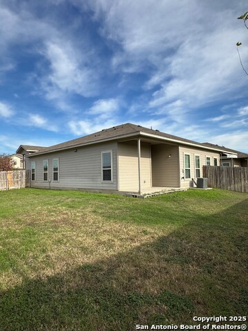 Image 10 of 10 For 2208 Avery Vlg