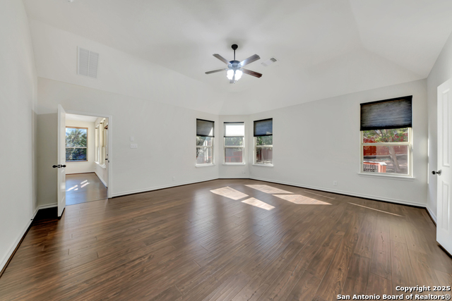 Image 21 of 42 For 26011 Red Heron