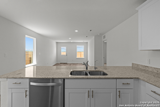 Listing photo id 4 for 1319 Vallarta Centro