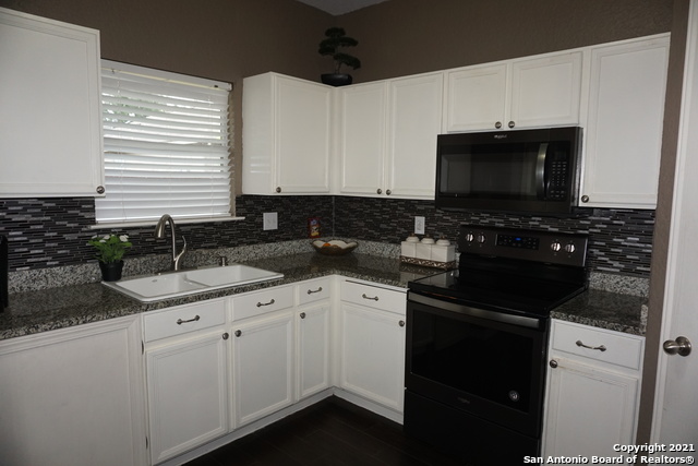 Image 15 of 50 For 3518 Alonzo Fields