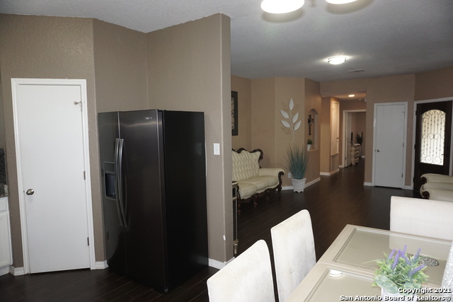 Image 17 of 50 For 3518 Alonzo Fields