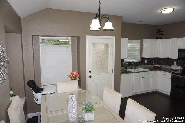 Image 18 of 50 For 3518 Alonzo Fields