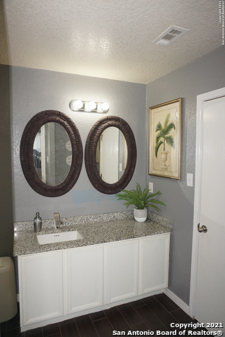 Image 26 of 50 For 3518 Alonzo Fields