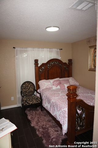 Image 30 of 50 For 3518 Alonzo Fields