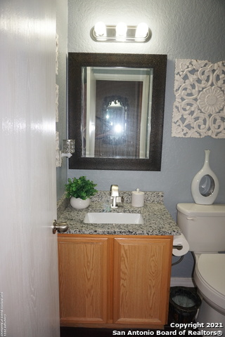 Image 34 of 50 For 3518 Alonzo Fields