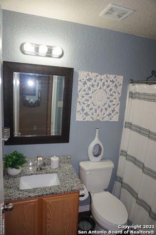 Image 35 of 50 For 3518 Alonzo Fields