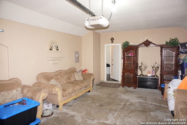 Image 38 of 50 For 3518 Alonzo Fields