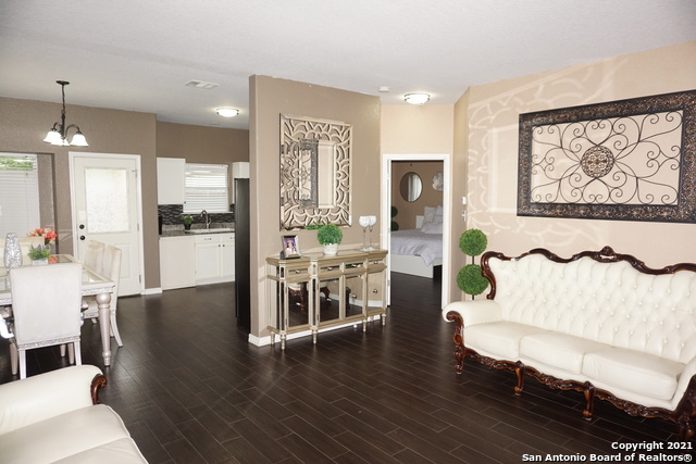 Image 8 of 50 For 3518 Alonzo Fields