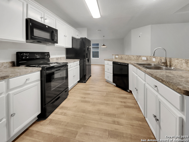 Image 8 of 17 For 3420 Rob Roy