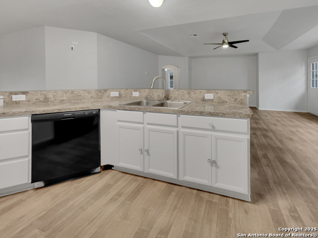 Image 9 of 17 For 3420 Rob Roy