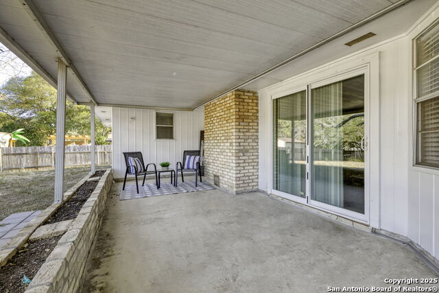 Image 24 of 28 For 112 Suncliff