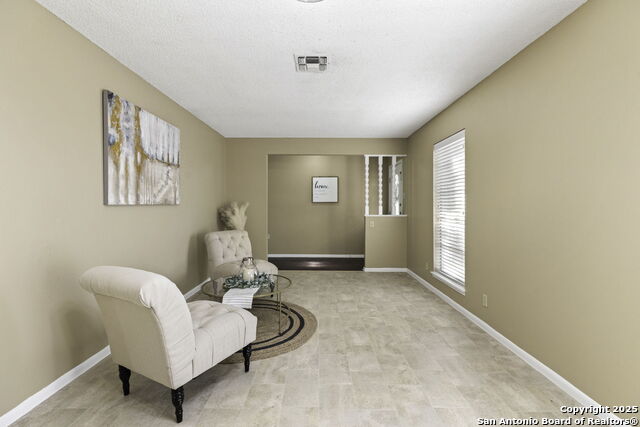 Image 4 of 28 For 112 Suncliff