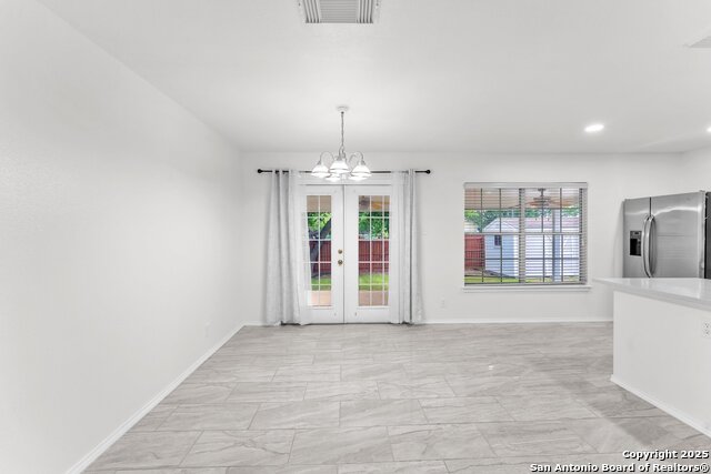 Image 13 of 36 For 15515 Spring Smt