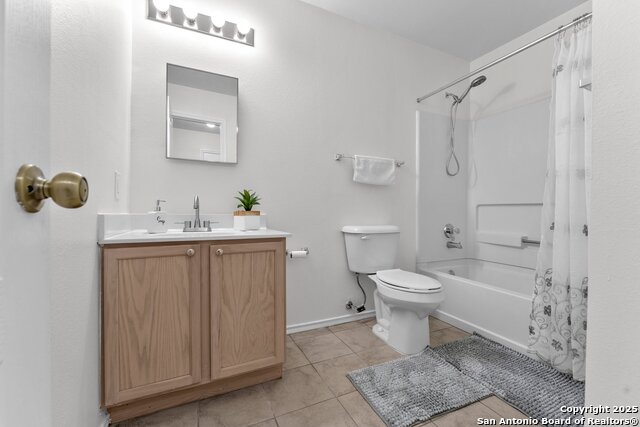 Image 23 of 36 For 15515 Spring Smt